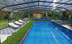 La Petellerie, maison de campagne avec piscine pour un séjour détente